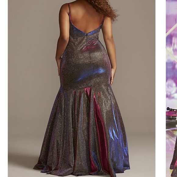 Plunging V Iridescent Trumpet Dress - Picture 2 of 4